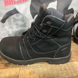 Sold————-Womens CSA approved Workboots —Keen Utility